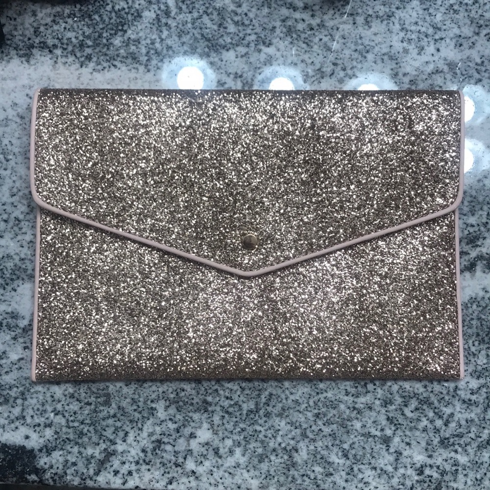 Sparkly clutch